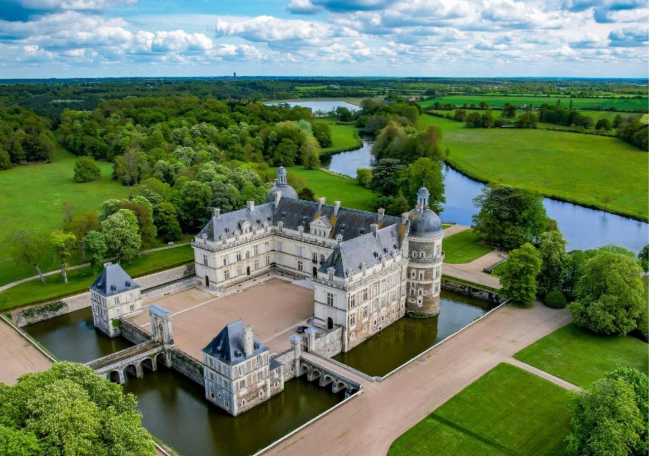 Les Logis Du Forgeron, Gites De Groupe Entre Loire & Vignes Saint-Jean-des-Mauvrets Esterno foto