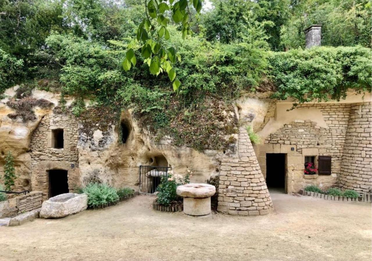 Les Logis Du Forgeron, Gites De Groupe Entre Loire & Vignes Saint-Jean-des-Mauvrets Esterno foto